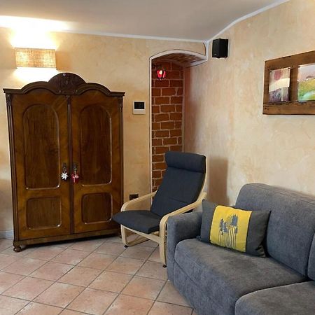 Nel Vecchio Borgo Apartment Verres Bagian luar foto