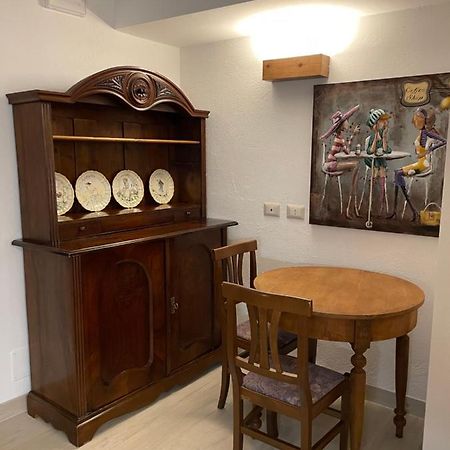 Nel Vecchio Borgo Apartment Verres Bagian luar foto