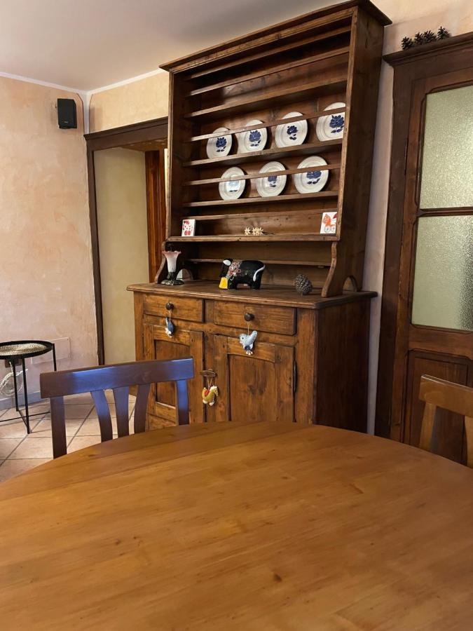 Nel Vecchio Borgo Apartment Verres Bagian luar foto