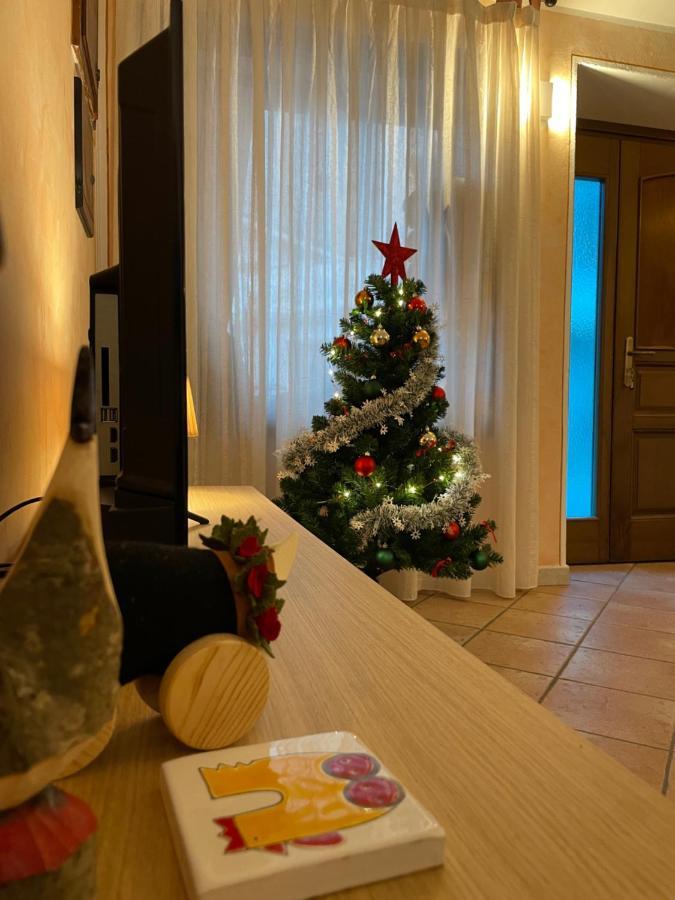 Nel Vecchio Borgo Apartment Verres Bagian luar foto